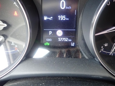 Toyota C-HR 1.8 125H Advance 90 kW (122 CV) 6 Toyota C-HR 1.8 125H Advance 90 kW (122 CV) 6