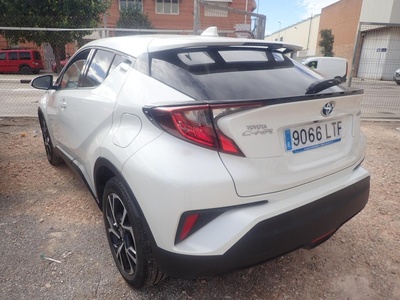 Toyota C-HR 1.8 125H Advance 90 kW (122 CV) 2 Toyota C-HR 1.8 125H Advance 90 kW (122 CV) 2