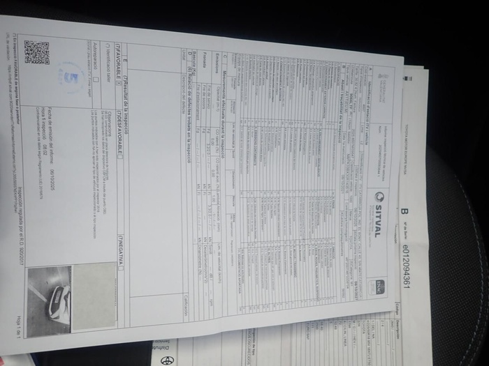 Toyota C-HR 1.8 125H Advance 90 kW (122 CV) Vehículo usado en Madrid Toyota C-HR 1.8 125H Advance 90 kW (122 CV) Vehículo usado en Madrid