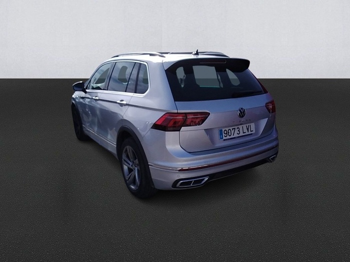 Volkswagen Tiguan R-Line 2.0 TDI 110 kW (150 CV) DSG Vehículo usado en Madrid Volkswagen Tiguan R-Line 2.0 TDI 110 kW (150 CV) DSG Vehículo usado en Madrid