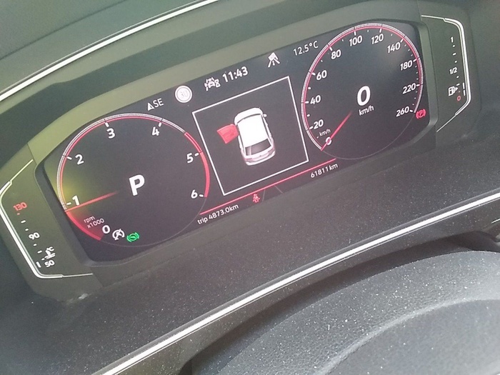 Volkswagen Tiguan R-Line 2.0 TDI 110 kW (150 CV) DSG Vehículo usado en Madrid Volkswagen Tiguan R-Line 2.0 TDI 110 kW (150 CV) DSG Vehículo usado en Madrid