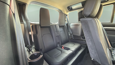 Land Rover Defender 110 D200 SD4 S 4WD Auto 147 kW (200 CV) 26 Land Rover Defender 110 D200 SD4 S 4WD Auto 147 kW (200 CV) 26