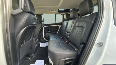 Land Rover Defender 110 D200 SD4 S 4WD Auto 147 kW (200 CV) 14 Land Rover Defender 110 D200 SD4 S 4WD Auto 147 kW (200 CV) 14