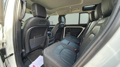 Land Rover Defender 110 D200 SD4 S 4WD Auto 147 kW (200 CV) 15 Land Rover Defender 110 D200 SD4 S 4WD Auto 147 kW (200 CV) 15