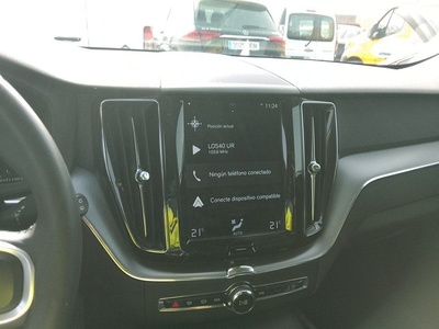 Volvo XC60 B4 D Business Plus AWD Auto 145 kW (197 CV) 11 Volvo XC60 B4 D Business Plus AWD Auto 145 kW (197 CV) 11