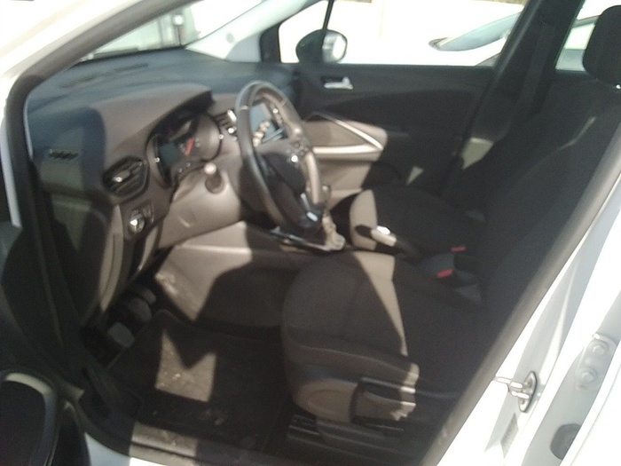 Opel Crossland 1.5D Edition 81 kW (110 CV) Vehículo usado en Madrid Opel Crossland 1.5D Edition 81 kW (110 CV) Vehículo usado en Madrid