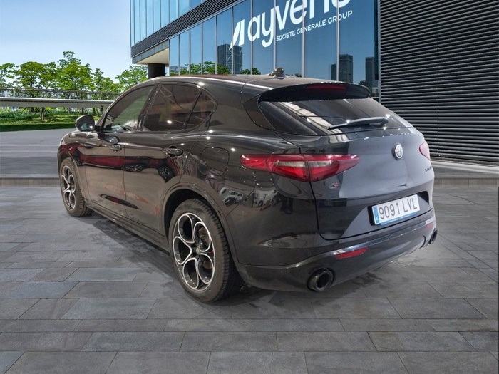 Alfa Romeo Stelvio 2.2 Diésel Veloce Q4 Auto 154 kW (210 CV) Vehículo usado en Madrid Alfa Romeo Stelvio 2.2 Diésel Veloce Q4 Auto 154 kW (210 CV) Vehículo usado en Madrid