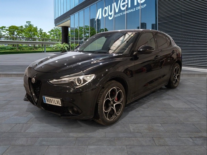 Alfa Romeo Stelvio 2.2 Diésel Veloce Q4 Auto 154 kW (210 CV) Vehículo usado en Madrid Alfa Romeo Stelvio 2.2 Diésel Veloce Q4 Auto 154 kW (210 CV) Vehículo usado en Madrid