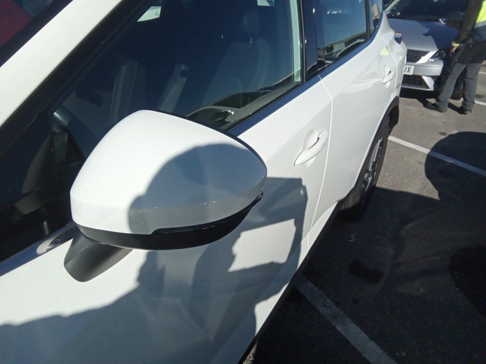 Nissan Qashqai DIG-T 140 mHEV Acenta 4x2 103 kW (140 CV) Vehículo usado en Madrid Nissan Qashqai DIG-T 140 mHEV Acenta 4x2 103 kW (140 CV) Vehículo usado en Madrid