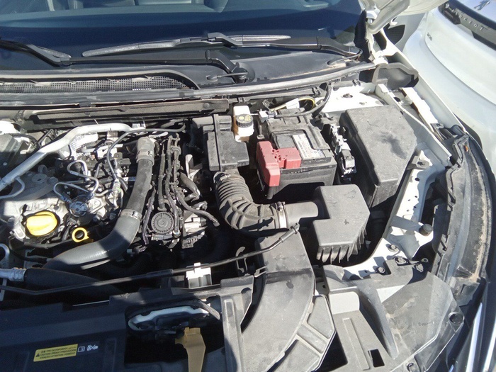 Nissan Qashqai DIG-T 140 mHEV Acenta 4x2 103 kW (140 CV) Vehículo usado en Madrid Nissan Qashqai DIG-T 140 mHEV Acenta 4x2 103 kW (140 CV) Vehículo usado en Madrid