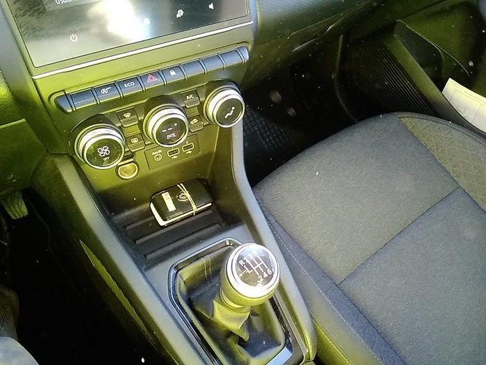 Renault Clio Intens Blue dCi 74 kW (100 CV) Vehículo usado en Madrid Renault Clio Intens Blue dCi 74 kW (100 CV) Vehículo usado en Madrid