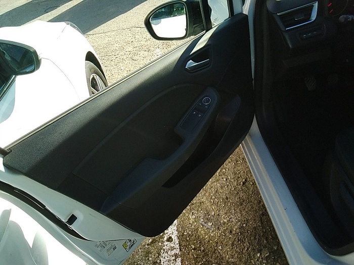 Renault Clio Intens Blue dCi 74 kW (100 CV) Vehículo usado en Madrid Renault Clio Intens Blue dCi 74 kW (100 CV) Vehículo usado en Madrid