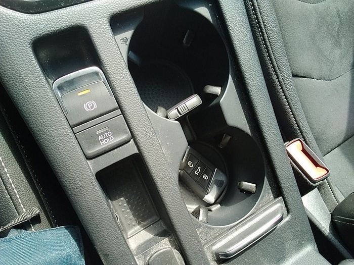 Volkswagen Arteon Elegance 2.0 TDI 110 kW (150 CV) DSG Vehículo usado en Madrid Volkswagen Arteon Elegance 2.0 TDI 110 kW (150 CV) DSG Vehículo usado en Madrid