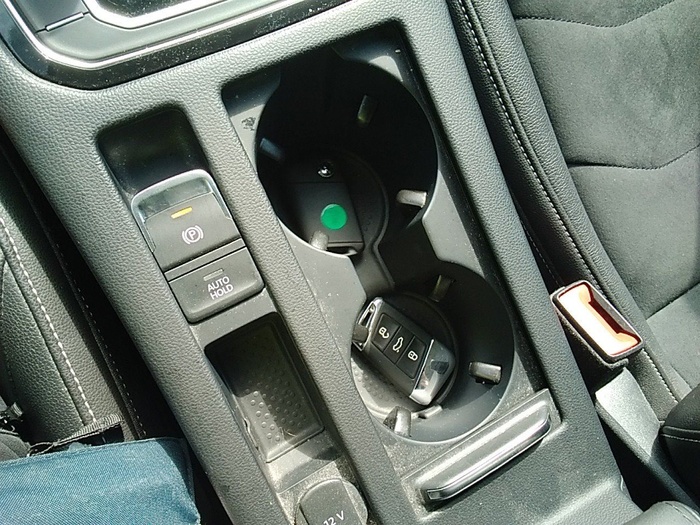 Volkswagen Arteon Elegance 2.0 TDI 110 kW (150 CV) DSG Vehículo usado en Madrid Volkswagen Arteon Elegance 2.0 TDI 110 kW (150 CV) DSG Vehículo usado en Madrid