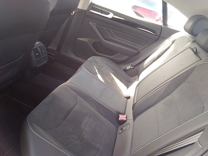 Volkswagen Arteon Elegance 2.0 TDI 110 kW (150 CV) DSG Vehículo usado en Madrid Volkswagen Arteon Elegance 2.0 TDI 110 kW (150 CV) DSG Vehículo usado en Madrid