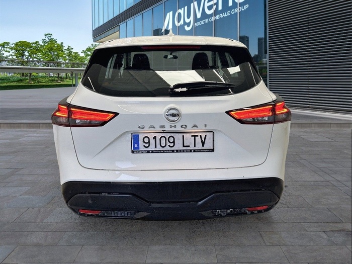 Nissan Qashqai DIG-T 140 mHEV Acenta 4x2 103 kW (140 CV) Vehículo usado en Madrid Nissan Qashqai DIG-T 140 mHEV Acenta 4x2 103 kW (140 CV) Vehículo usado en Madrid