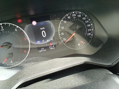 Renault Clio Intens Blue dCi 74 kW (100 CV) 12 Renault Clio Intens Blue dCi 74 kW (100 CV) 12