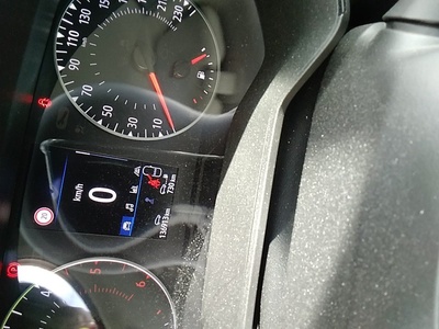 Renault Clio Intens Blue dCi 74 kW (100 CV) 8 Renault Clio Intens Blue dCi 74 kW (100 CV) 8