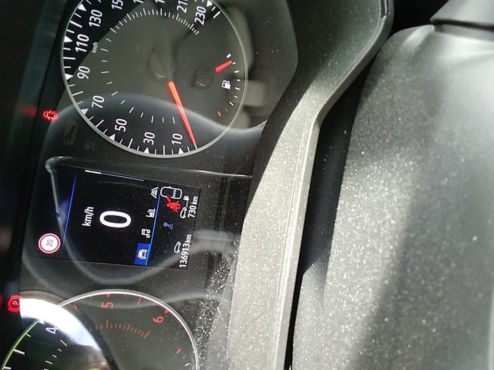 Renault Clio Intens Blue dCi 74 kW (100 CV) Vehículo usado en Madrid Renault Clio Intens Blue dCi 74 kW (100 CV) Vehículo usado en Madrid