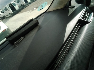 Renault Clio Intens Blue dCi 74 kW (100 CV) 13 Renault Clio Intens Blue dCi 74 kW (100 CV) 13