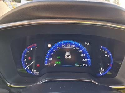 Toyota Corolla 1.8 125 Híbrido Active Tech E-CVT 90 kW (122 CV) 14 Toyota Corolla 1.8 125 Híbrido Active Tech E-CVT 90 kW (122 CV) 14