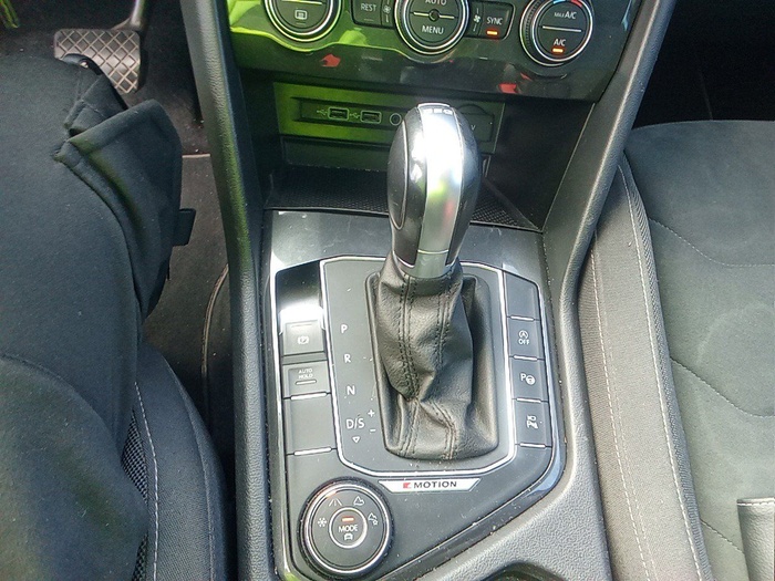 Volkswagen Tiguan Sport 2.0 TDI 4Motion 110 kW (150 CV) DSG Vehículo usado en Madrid Volkswagen Tiguan Sport 2.0 TDI 4Motion 110 kW (150 CV) DSG Vehículo usado en Madrid