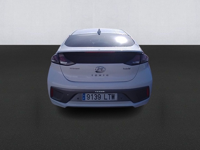 Hyundai Ioniq 1.6 GDI HEV Tecno DCT 104 kW (141 CV) Vehículo usado en Madrid Hyundai Ioniq 1.6 GDI HEV Tecno DCT 104 kW (141 CV) Vehículo usado en Madrid