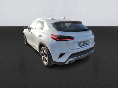 Kia XCeed 1.0 T-GDi Concept 88 kW (120 CV) 6 Kia XCeed 1.0 T-GDi Concept 88 kW (120 CV) 6