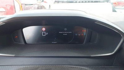 Peugeot 2008 PureTech 130 S&S Allure EAT8 96 kW (130 CV) 6 Peugeot 2008 PureTech 130 S&S Allure EAT8 96 kW (130 CV) 6