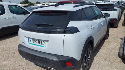 Peugeot 2008 PureTech 130 S&S Allure EAT8 96 kW (130 CV) 3 Peugeot 2008 PureTech 130 S&S Allure EAT8 96 kW (130 CV) 3