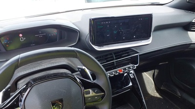 Peugeot 2008 PureTech 130 S&S Allure EAT8 96 kW (130 CV) 8 Peugeot 2008 PureTech 130 S&S Allure EAT8 96 kW (130 CV) 8