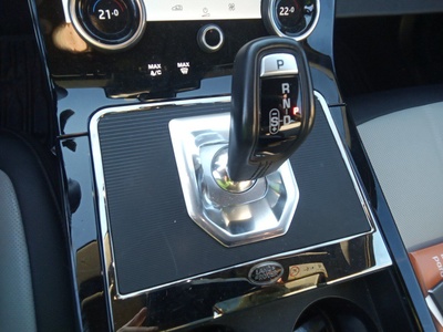 Land Rover Range Rover Evoque P300e PHEV R-Dynamic SE 4WD Auto 227 kW (309 CV) 14 Land Rover Range Rover Evoque P300e PHEV R-Dynamic SE 4WD Auto 227 kW (309 CV) 14