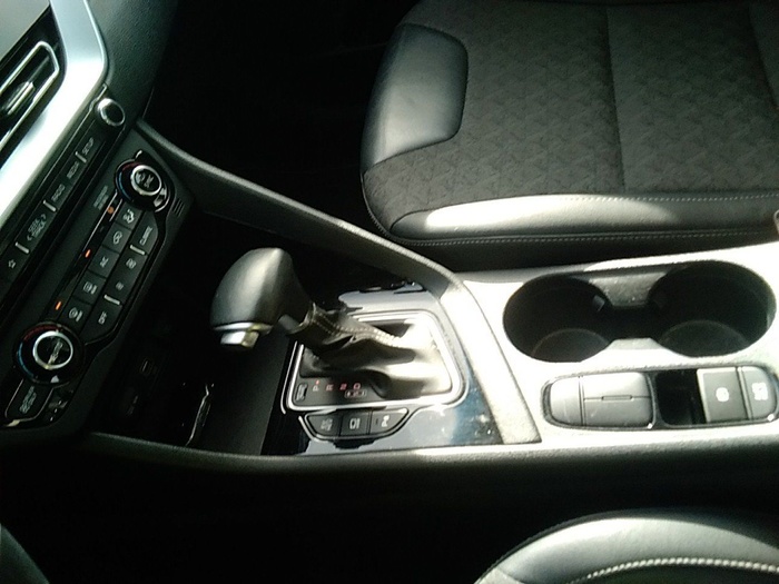 Kia Niro 1.6 GDi PHEV Drive 104 kW (141 CV) Vehículo usado en Madrid Kia Niro 1.6 GDi PHEV Drive 104 kW (141 CV) Vehículo usado en Madrid