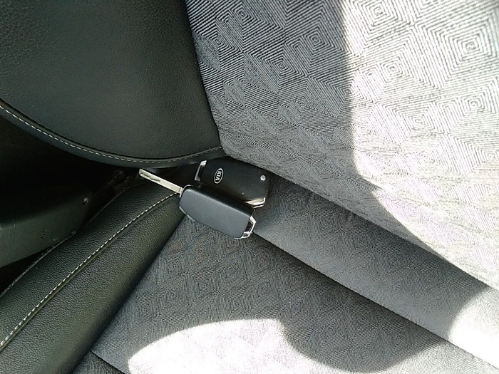 Kia Niro 1.6 GDi PHEV Drive 104 kW (141 CV) Vehículo usado en Madrid Kia Niro 1.6 GDi PHEV Drive 104 kW (141 CV) Vehículo usado en Madrid