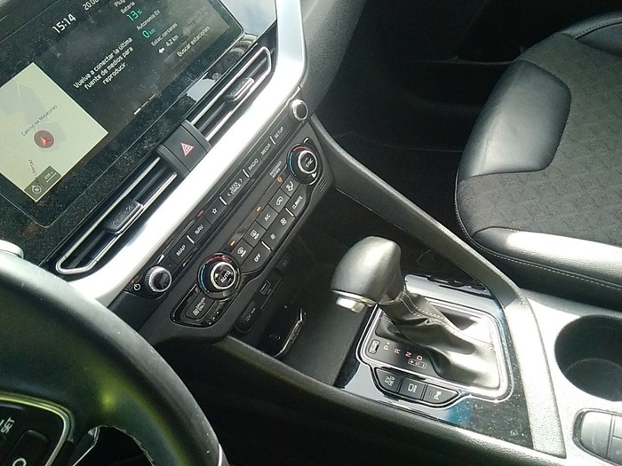 Kia Niro 1.6 GDi PHEV Drive 104 kW (141 CV) Vehículo usado en Madrid Kia Niro 1.6 GDi PHEV Drive 104 kW (141 CV) Vehículo usado en Madrid