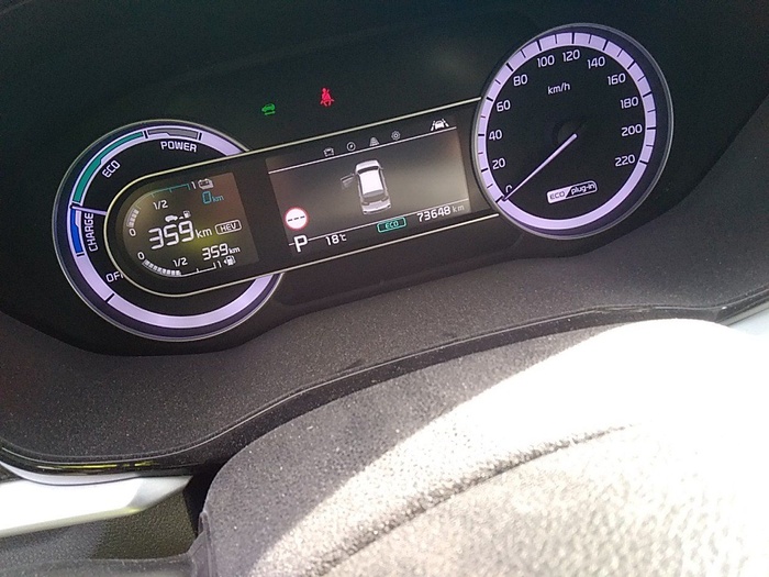 Kia Niro 1.6 GDi PHEV Drive 104 kW (141 CV) Vehículo usado en Madrid Kia Niro 1.6 GDi PHEV Drive 104 kW (141 CV) Vehículo usado en Madrid