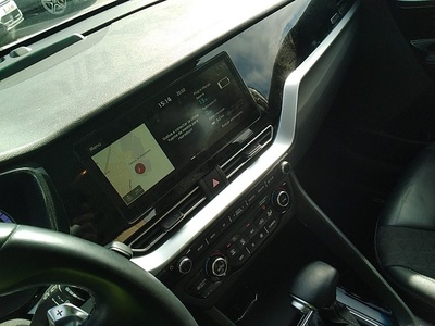 Kia Niro 1.6 GDi PHEV Drive 104 kW (141 CV) 9 Kia Niro 1.6 GDi PHEV Drive 104 kW (141 CV) 9