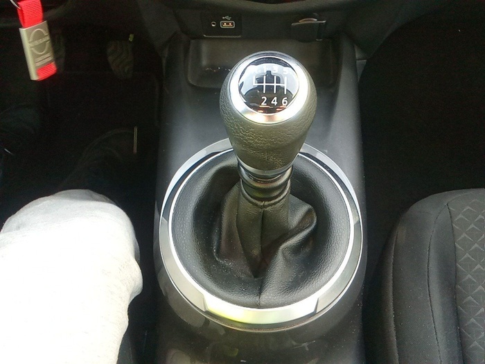 Nissan Juke DIG-T Acenta 84 kW (114 CV) Vehículo usado en Madrid Nissan Juke DIG-T Acenta 84 kW (114 CV) Vehículo usado en Madrid