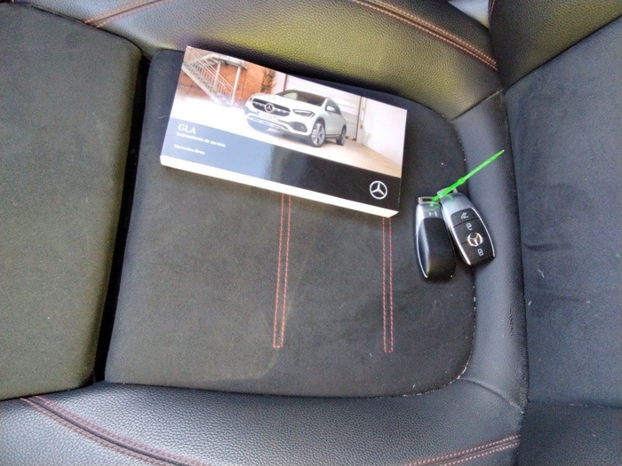 Mercedes-Benz GLA 200 d 110 kW (150 CV) Vehículo usado en Madrid Mercedes-Benz GLA 200 d 110 kW (150 CV) Vehículo usado en Madrid