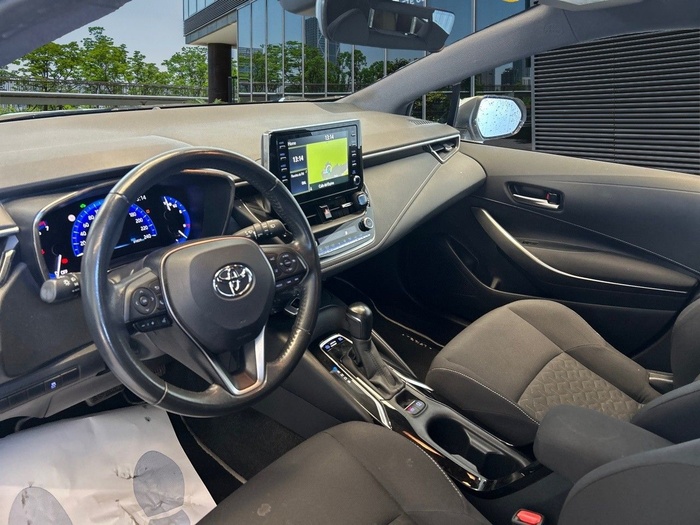 Toyota Corolla Touring Sports 125H Active Tech E-CVT 90 kW (122 CV) Vehículo usado en Madrid Toyota Corolla Touring Sports 125H Active Tech E-CVT 90 kW (122 CV) Vehículo usado en Madrid