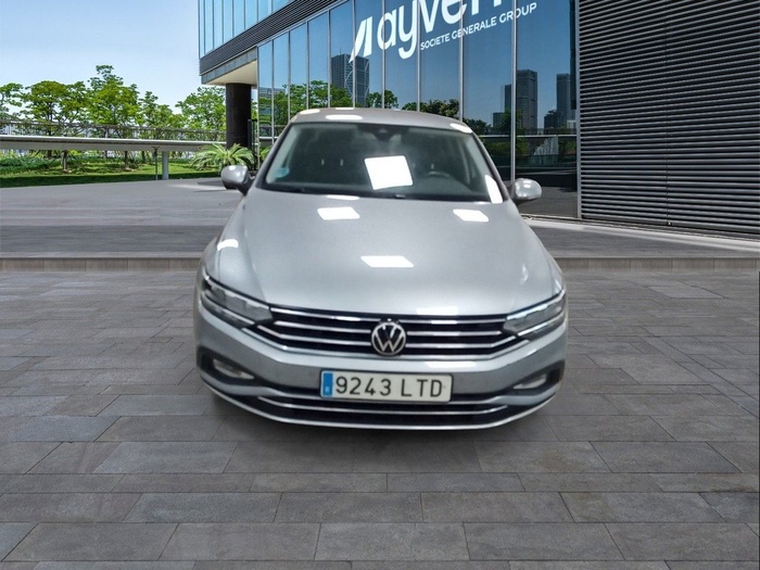 Volkswagen Passat Executive 1.5 TSI 110 kW (150 CV) Vehículo usado en Madrid Volkswagen Passat Executive 1.5 TSI 110 kW (150 CV) Vehículo usado en Madrid