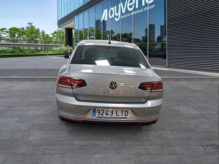 Volkswagen Passat Executive 1.5 TSI 110 kW (150 CV) Vehículo usado en Madrid Volkswagen Passat Executive 1.5 TSI 110 kW (150 CV) Vehículo usado en Madrid
