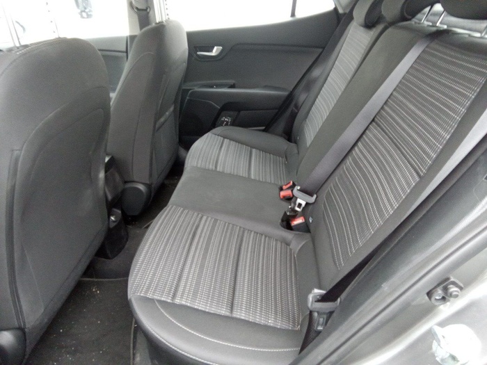 Kia Stonic 1.2 DPi Drive 62 kW (84 CV) Vehículo usado en Madrid Kia Stonic 1.2 DPi Drive 62 kW (84 CV) Vehículo usado en Madrid