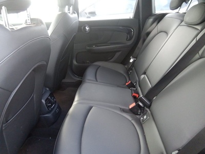 MINI MINI Countryman Cooper S E ALL4 162 kW (220 CV) 9 MINI MINI Countryman Cooper S E ALL4 162 kW (220 CV) 9