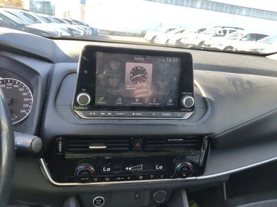 Nissan Qashqai DIG-T 140 mHEV Acenta 4x2 103 kW (140 CV) 14 Nissan Qashqai DIG-T 140 mHEV Acenta 4x2 103 kW (140 CV) 14