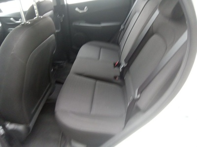 Hyundai Kona 1.6 GDI HEV Maxx DCT 104 kW (141 CV) 9 Hyundai Kona 1.6 GDI HEV Maxx DCT 104 kW (141 CV) 9