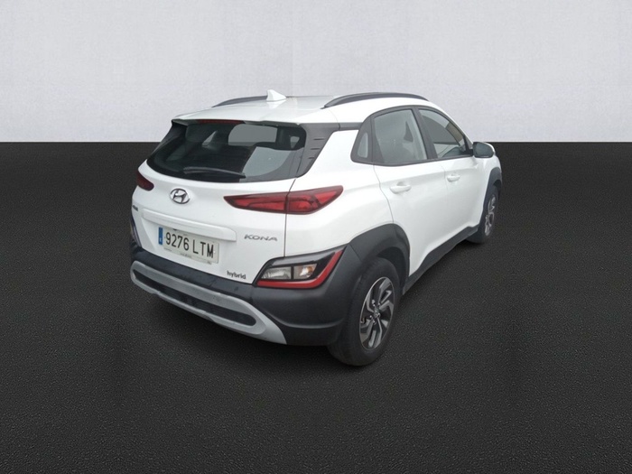 Hyundai Kona 1.6 GDI HEV Maxx DCT 104 kW (141 CV) Vehículo usado en Madrid Hyundai Kona 1.6 GDI HEV Maxx DCT 104 kW (141 CV) Vehículo usado en Madrid