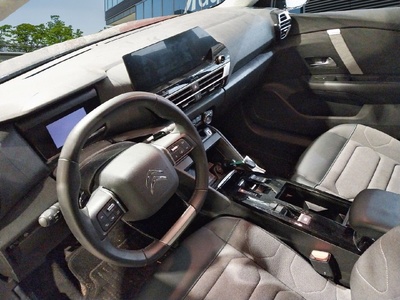 Citroen C4 BlueHDi 130 S&S Plus EAT8 96 kW (131 CV) 7 Citroen C4 BlueHDi 130 S&S Plus EAT8 96 kW (131 CV) 7