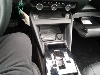 Citroen C4 BlueHDi 130 S&S Plus EAT8 96 kW (131 CV) 15 Citroen C4 BlueHDi 130 S&S Plus EAT8 96 kW (131 CV) 15