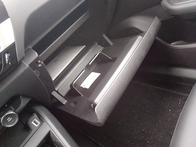 Citroen C4 BlueHDi 130 S&S Plus EAT8 96 kW (131 CV) 14 Citroen C4 BlueHDi 130 S&S Plus EAT8 96 kW (131 CV) 14